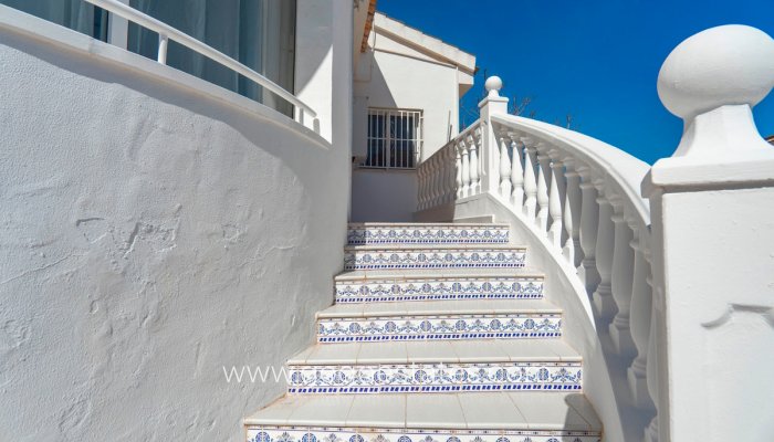 Te koop - Huis - Vrijstaande Villa - Rojales - Rojales Centro