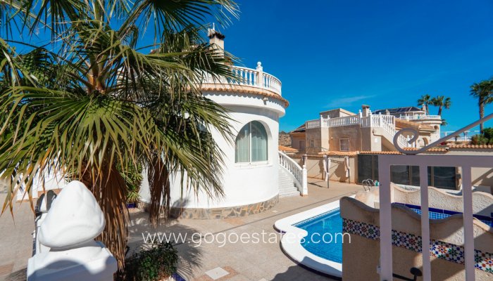 Te koop - Huis - Vrijstaande Villa - Rojales - Rojales Centro