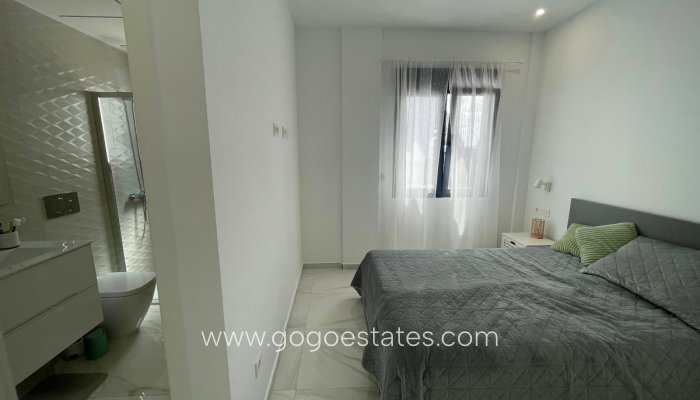 Te koop - Huis - Vrijstaande Villa - Benijofar