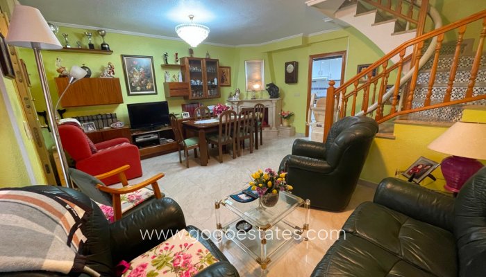 Te koop - Huis - Stadswoning - Guardamar del Segura - Guardamar del Segura Centro