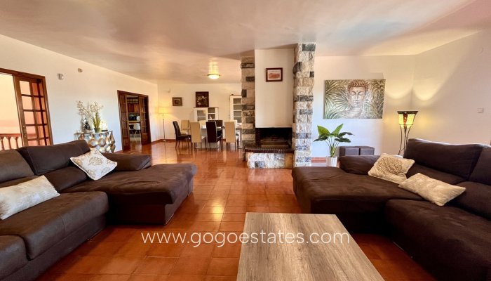 Te koop - Huis - Vrijstaande Villa - La Nucía - La Nucia Centro