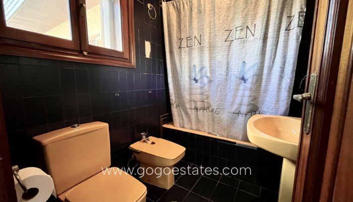 Te koop - Huis - Vrijstaande Villa - La Nucía - La Nucia Centro