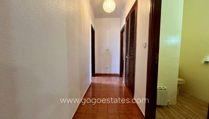 Te koop - Huis - Vrijstaande Villa - La Nucía - La Nucia Centro