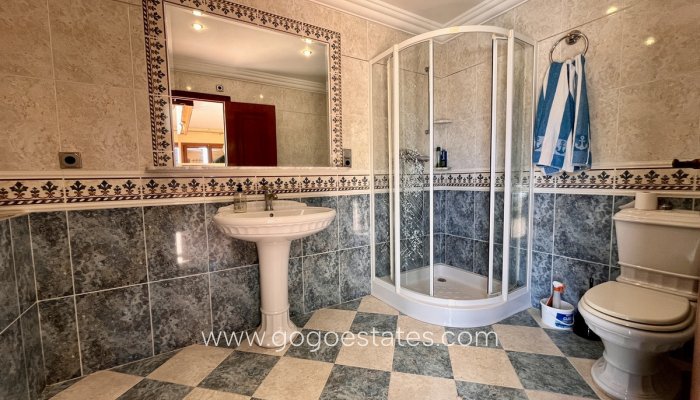 Te koop - Huis - Vrijstaande Villa - La Nucía - La Nucia Centro