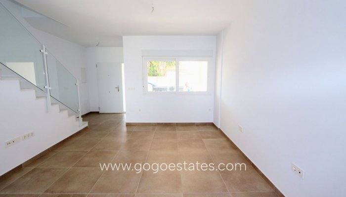 Te koop - Huis - Halfvrijstaande woning - Pilar De La Horadada - Pilar de la Horadada Centro