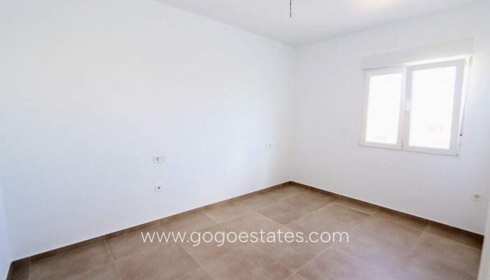 Te koop - Huis - Halfvrijstaande woning - Pilar De La Horadada - Pilar de la Horadada Centro