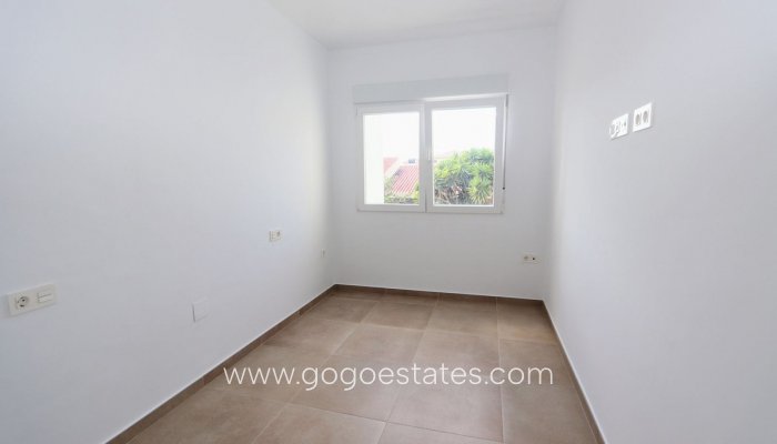 Te koop - Huis - Halfvrijstaande woning - Pilar De La Horadada - Pilar de la Horadada Centro