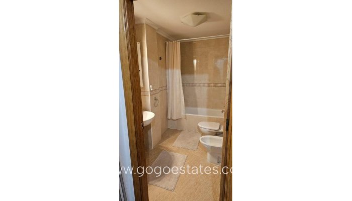 Te koop - Appartement - Appartement op de middelste verdieping - Torrevieja - Torrevieja Centro