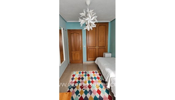 Te koop - Appartement - Appartement op de middelste verdieping - Torrevieja - Torrevieja Centro