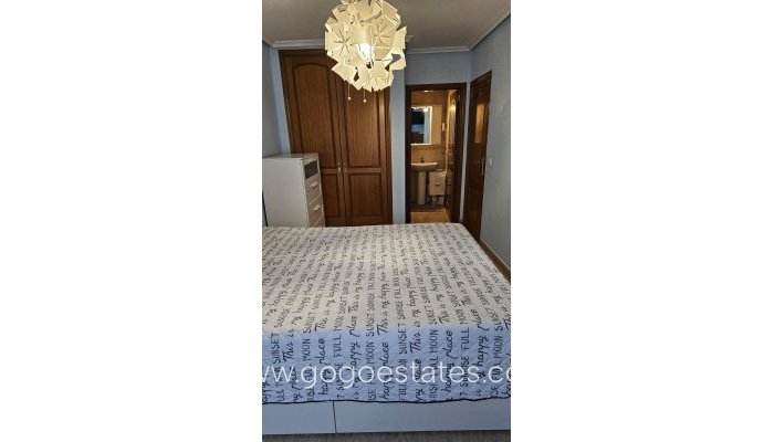 Te koop - Appartement - Appartement op de middelste verdieping - Torrevieja - Torrevieja Centro