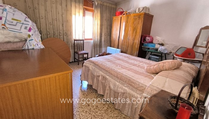 Te koop - Huis - Stadswoning - Pinoso - Pinoso Centro