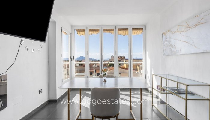 Te koop - Appartement - Appartement op de middelste verdieping - Daya Nueva - Daya Nueva Centro