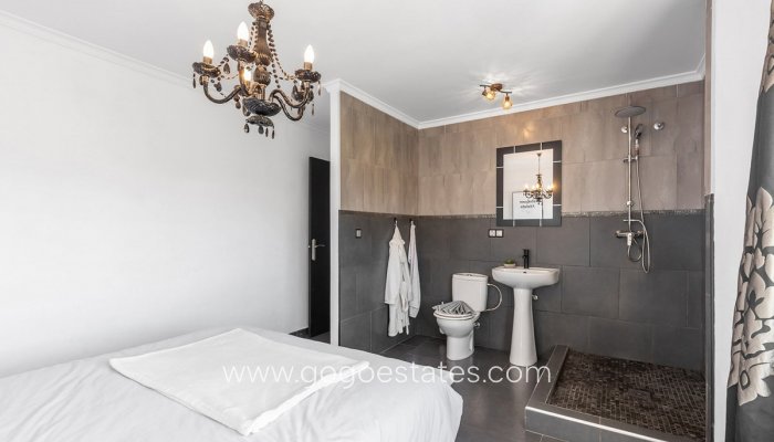 Te koop - Appartement - Appartement op de middelste verdieping - Daya Nueva - Daya Nueva Centro