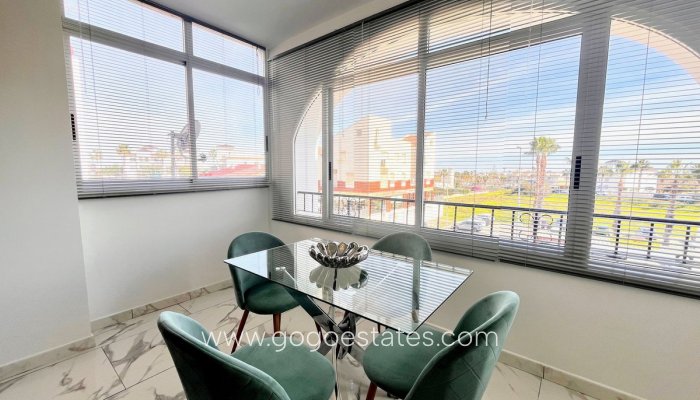 Te koop - Appartement - Appartement op de middelste verdieping - Orihuela - Villamartin