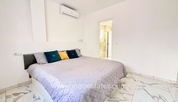 Te koop - Appartement - Appartement op de middelste verdieping - Orihuela - Villamartin