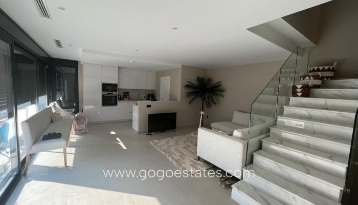 Te koop - Huis - Vrijstaande Villa - Algorfa - La finca golf