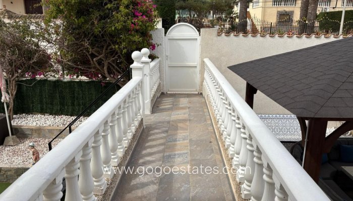 Te koop - Huis - Vrijstaande Villa - Algorfa - Algorfa Centro