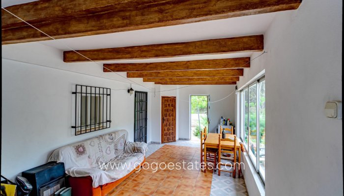 Te koop - Huis - Finca - Cortijo - Confrides - Confrides Centro