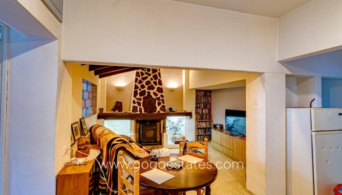 Te koop - Huis - Finca - Cortijo - Confrides - Confrides Centro