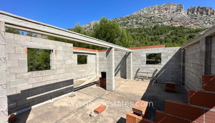 Te koop - Huis - Finca - Cortijo - Confrides - Confrides Centro