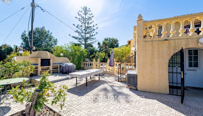 Te koop - Huis - Vrijstaande Villa - La Nucía - La Nucia Centro