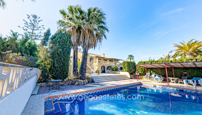 Te koop - Huis - Vrijstaande Villa - La Nucía - La Nucia Centro