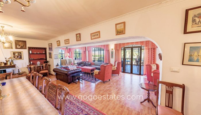 Te koop - Huis - Vrijstaande Villa - La Nucía - La Nucia Centro