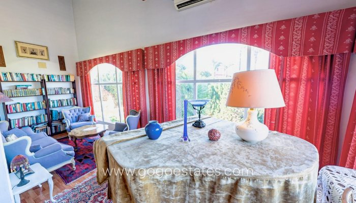 Te koop - Huis - Vrijstaande Villa - La Nucía - La Nucia Centro