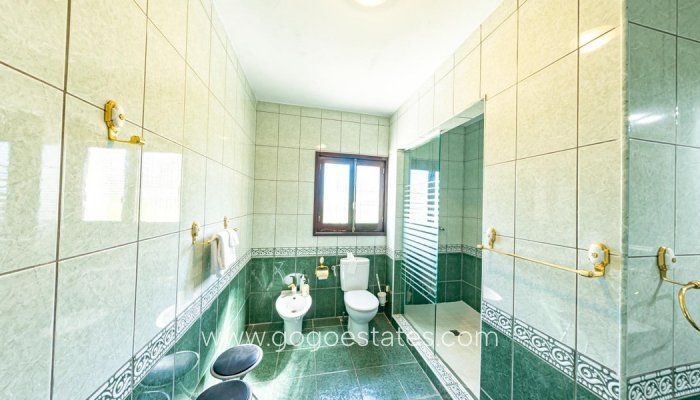 Te koop - Huis - Vrijstaande Villa - La Nucía - La Nucia Centro