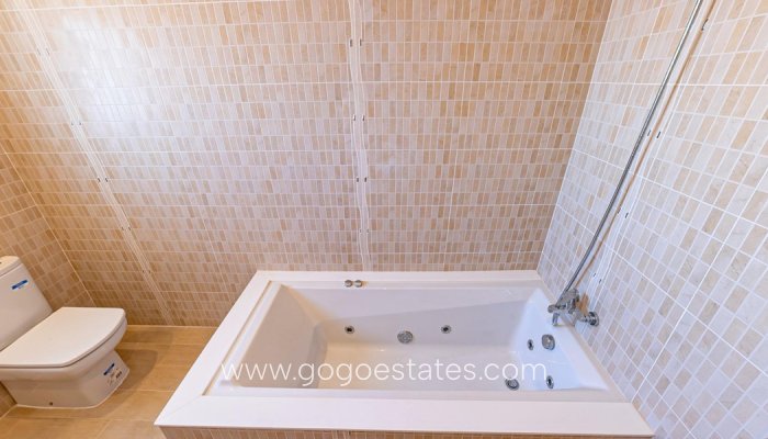 Te koop - Huis - Vrijstaande Villa - l'Alfas del Pi - L'Alfás del Pi Centro