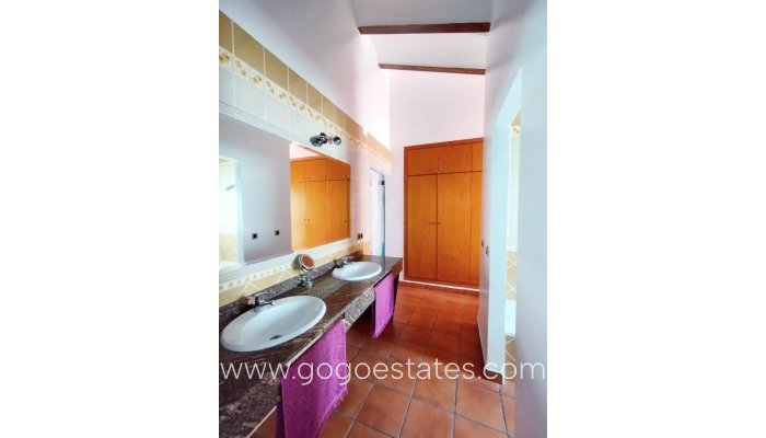 Te koop - Huis - Vrijstaande Villa - l'Alfas del Pi - L'Alfás del Pi Centro