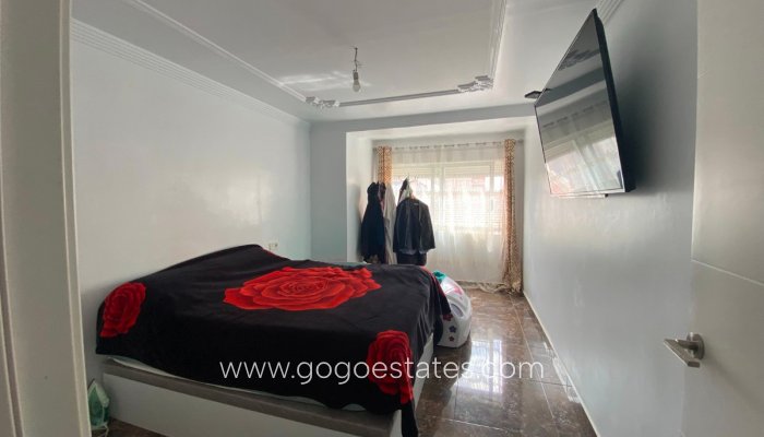 Te koop - Appartement - Appartement op de bovenste verdieping - Torrevieja - Torrevieja Centro