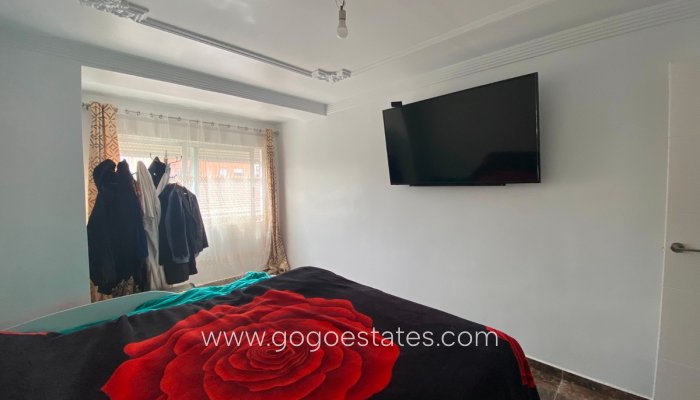 Te koop - Appartement - Appartement op de bovenste verdieping - Torrevieja - Torrevieja Centro