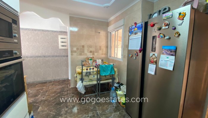 Te koop - Appartement - Appartement op de bovenste verdieping - Torrevieja - Torrevieja Centro