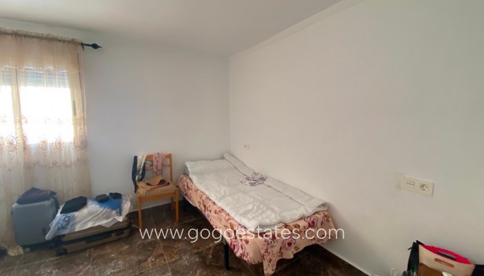 Te koop - Appartement - Appartement op de bovenste verdieping - Torrevieja - Torrevieja Centro