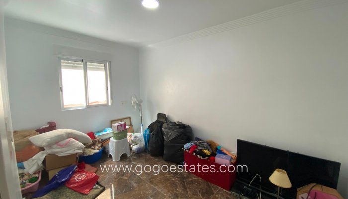 Te koop - Appartement - Appartement op de bovenste verdieping - Torrevieja - Torrevieja Centro