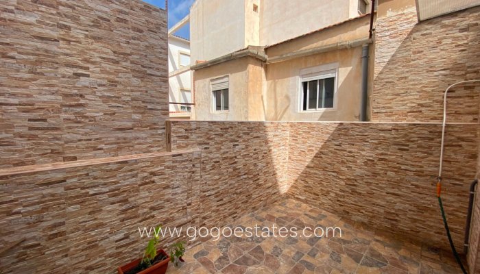 Te koop - Appartement - Appartement op de bovenste verdieping - Torrevieja - Torrevieja Centro