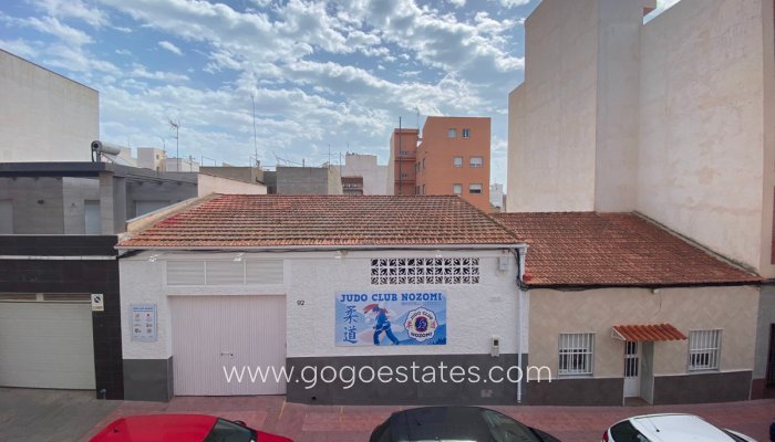 Te koop - Appartement - Appartement op de bovenste verdieping - Torrevieja - Torrevieja Centro
