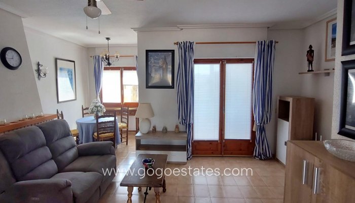 Te koop - Appartement - Appartement op de middelste verdieping - Orihuela - Punta Prima