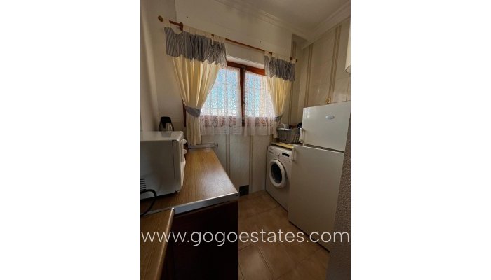 Te koop - Appartement - Appartement op de middelste verdieping - Orihuela - Punta Prima