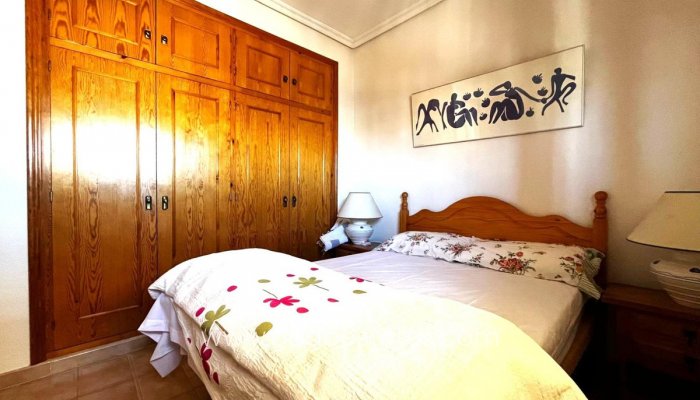 Te koop - Appartement - Appartement op de middelste verdieping - Orihuela - Punta Prima