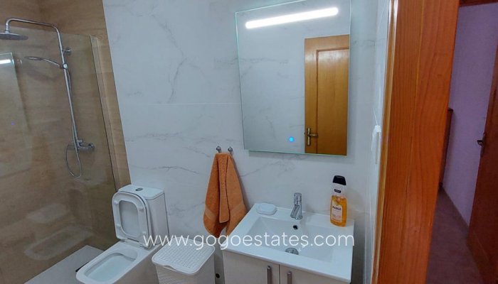 Te koop - Appartement - Appartement op de middelste verdieping - Orihuela - Punta Prima