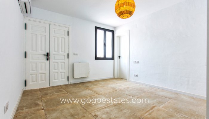 Te koop - Huis - Vrijstaande Villa - Benissa - Benissa Centro