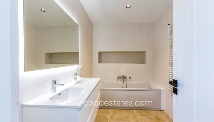 Te koop - Huis - Vrijstaande Villa - Benissa - Benissa Centro