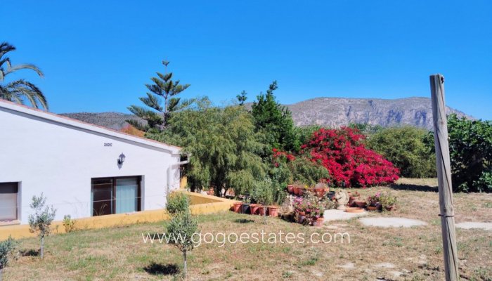 Te koop - Huis - Finca - Cortijo - Teulada - Teulada Centro