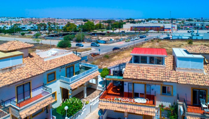 Te koop - Huis - Bungalow - Orihuela - Orihuela Costa