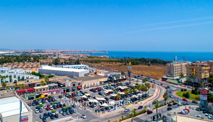 Te koop - Huis - Bungalow - Orihuela - Orihuela Costa