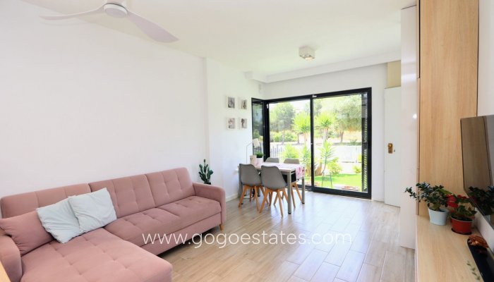 Te koop - Huis - Vrijstaande Villa - Orihuela - La Zenia