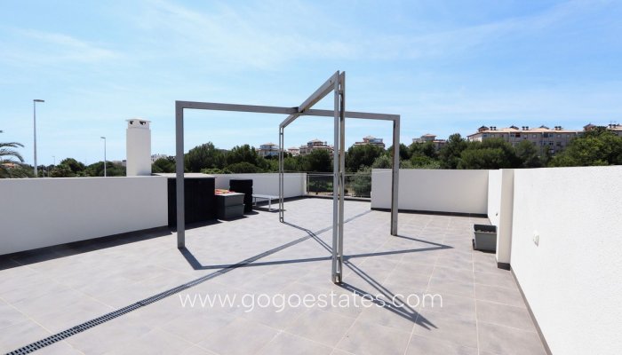 Te koop - Huis - Vrijstaande Villa - Orihuela - La Zenia