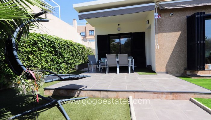 Te koop - Huis - Vrijstaande Villa - Orihuela - La Zenia